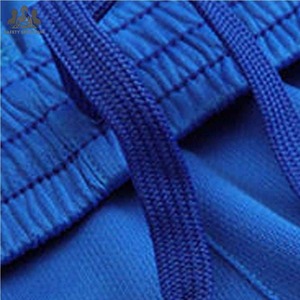 Conjunto de Uniforme de Fútbol de Manga Corta Personalizable, Duradero, 100% Poliéster, de Secado Rápido, Transpirable, Ligero y Absorbente de Sudor para Hombre - Product Image 6