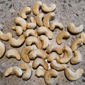 Vietnam <b>Cashew</b> <b>Nuts</b> W240 With USDA / EU Organic Certifications Suitable For Export For Food Processing Applications - Product Image 5
