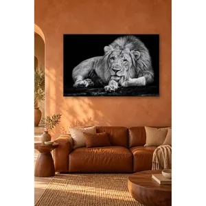 Impression sur toile de lion Fida avec pattes étendues vers l'avant - Product Image 3