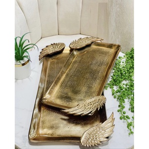 Plateau de vaisselle en aluminium de longue taille avec poignée Plateau de restaurant fait main en métal fini or et brut avec logo personnalisé - Product Image 4