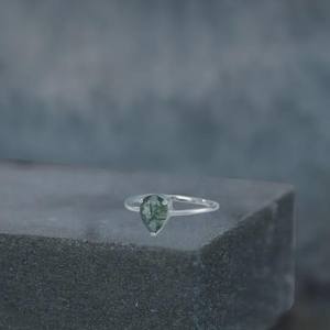 Bague en agate de mousse de poire faite à la main, argent sterling 925, bijoux bohèmes, bague en pierre précieuse unique, cadeau élégant pour femmes - Product Image 6