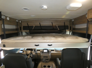 1F66F5DN0P0A11296 2025 Camping-car de luxe classe A, moteur à essence, intérieur spacieux avec extension coulissante, voyages longue distance - Product Image 6