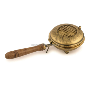 Quemador de Incienso de Latón Religioso SS CRAFTS INDIA, Diseño de Cilantro, Color Dorado, para Sándalo, Alta Calidad, Precio al por Mayor, para el Hogar - Product Image 2