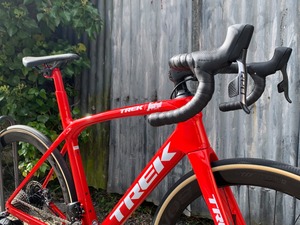 2024 madone SLR 9 Gen 7 800ซีรีย์คาร์บอน - Product Image 2