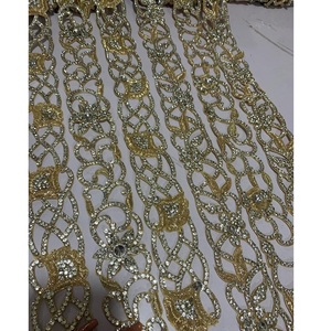 Parche de apliques de lentejuelas con cuentas cosidas a mano de lujo para vestidos de noche, ropa de novia disponible a un precio asequible - Product Image 2