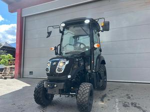 Envío Gratis, Tractor Compacto Solis Panther 26 HST Cab Black Edition de 26 HP y 1.0 Tonelada, Aprobado por EPA/CE - Product Image 4