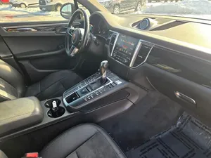 รถปอร์เช่ มาคัน รุ่นฐาน ปี 2018 มือสอง พวงมาลัยซ้าย/ขวา - Product Image 3