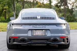 MEILLEUR PRIX 2024 Pors c h e 9 1 1 C a r r e r a GTS Coupé - Product Image 5