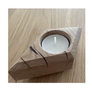 Portavelas de Madera Rústico Diseñado para Mejorar los Espacios del Hogar con Luz de Vela Suave y Hermosos Detalles Hechos a Mano - Product Image 2