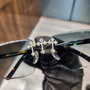 Diamond Tester Hip Hop Gafas de sol con tonos verde oscuro VVS Moissanite Diamonds Nuevo diseño Joyería de moda para hombres - Product Image 3