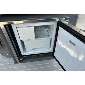 Cruisers Yachts 38 GLS-OB SB 2024, source d'alimentation électrique - Product Image 3