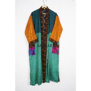 Robe en soie décontractée ethnique vintage pour femme, kimono en patchwork recyclé, sari indien, vêtement de nuit, robe de plage, robe de maison, printemps automne - Product Image 4