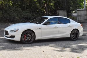 2019 Mas-e-ra-ti Gh-ibli S Q4 3.0L AWD - Product Image 6