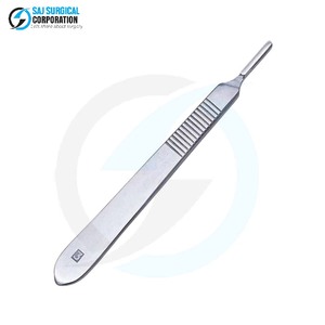 Manche de scalpel manuel de haute qualité pour la chirurgie générale, construction en acier inoxydable, certifié CE, excellent équilibre, précision - Product Image 1