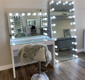 Table de toilette de haute qualité avec armoires de rangement, finition naturelle et tabouret assorti pour la chambre à coucher - Product Image 2