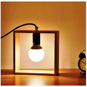 Lámpara de mesa de madera con incrustaciones de latón PRODUCTO VENTA CALIENTE Lámpara de mesa de madera ARTESANÍA - Product Image 6