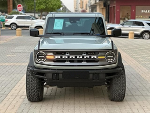 รถยนต์เอสยูวีออฟโรดสุดหรู ปี 2021 เครื่องยนต์เบนซิน 3.0 ลิตร ทวินเทอร์โบ พร้อมภายในหุ้มหนัง กล้องมองหลัง และหลังคาซันรูฟ - Product Image 6