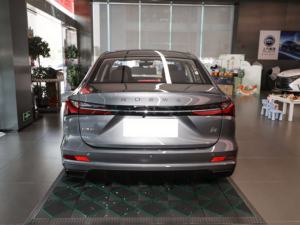 Roewe I5 2023 1.5L Edición Confort Manual, Sedán Compacto, Vehículo Económico y Práctico con Transmisión Manual - Product Image 5