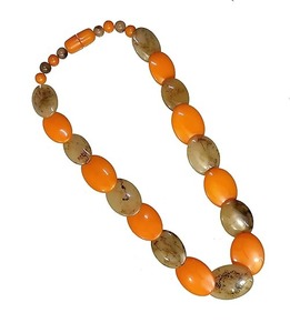 Luxurious Latest Handcrafted Resin Women Necklace Best Quality High Polished Beautiful Fashion Resin Beads Necklace From India - Product Image 1