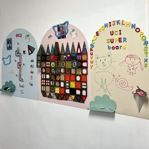 <span class=keywords><strong>Tableau</strong></span> magnétique éducatif pour enfants UNI-Felt, <span class=keywords><strong>tableau</strong></span> à dessin, pas de dommage pour les murs, taille personnalisée pour la décoration des chambres - Product Image 3