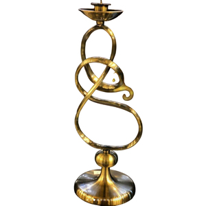 Bougeoir design attrayant pour la maison, bougeoir en métal doré de qualité supérieure pour les fournisseurs de gros - Product Image 4