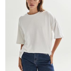 Offre Spéciale logo personnalisé col rond été mode solide motif à manches courtes Slim Fit T-shirts pour fille femmes fournisseur de BD - Product Image 4