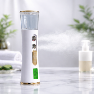 Vaporisateur facial nano portable rechargeable par USB, brumisateur pratique pour le visage, hydratant en profondeur pour les voyages et la maison - Product Image 1