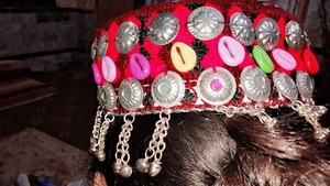 กิ๊บติดผมลายดอกไม้แบบดั้งเดิมของชาวอัฟกันปาชตุน ทำด้วยมือ ผ้าปักลายวัฒนธรรมชาติ แฟชั่นวินเทจ ขายส่ง - Product Image 3