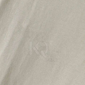 เสื้อยืดผู้ชายลำลองคุณภาพสูง 100% ผ้าฝ้าย น้ำหนักเบา เป็นมิตรกับสิ่งแวดล้อม แห้งเร็ว สีและดีไซน์ปรับแต่งได้ - Product Image 4