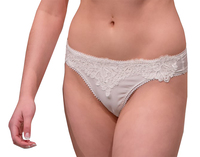 Strings pour femmes en tricot de haute qualité 100 % polyester à motif floral, taille mi-haute, antibactériens, respirants, écologiques, avec dentelle à pompons
