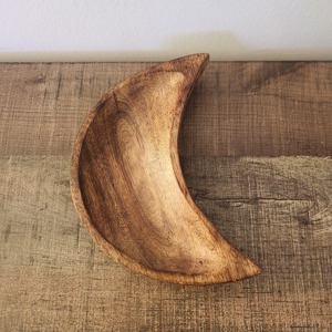 Plats en bois croissant de lune ensembles de plaques en bois naturel pour l'affichage des aliments et la décoration de la maison produites par les meilleurs artisans vietnamiens - Product Image 4