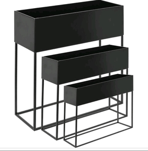 Macetas y macetas de metal decorativas para el hogar al por mayor, fabricación al por mayor barata de la India para aplicaciones de jardín - Product Image 3