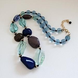 Wholesale Premium <b>Resin</b> Jewellery Green Brown Oval <b>Necklace</b> for Women Short <b>Resin</b> <b>Necklace</b> New Arrival Bold Jewellery for Sale - Product Image 5