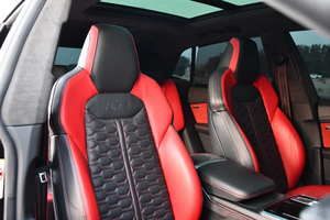 CASI NUEVO, COMO NUEVO Y A UN PRECIO ASEQUIBLE, 2026 A-RS Q8 QUATTRO PERFORMANCE, MOTOR V8 BITURBO DE 4.0L, SUV DE LUJO - Product Image 3