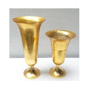 แจกันดอกไม้โลหะสำหรับตกแต่งงานแต่งงานดีไซน์หรูหรา2ชุดแจกันดอกไม้บนโต๊ะที่จับดอกไม้แบบปรับแต่งรูปทรงได้ - Product Image 1