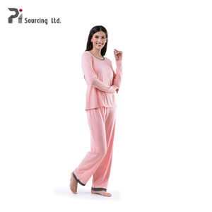 Ensemble t-shirt et pantalon à col rond pour femme, haut à col rond et pantalon à coupe classique - Product Image 2