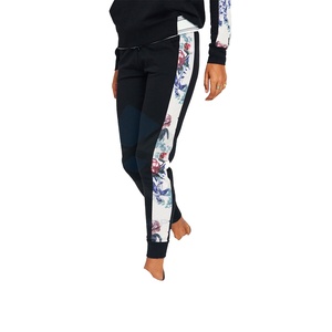Pantalons de survêtement évasés pour femmes, couleur personnalisée, taille élastique, style streetwear de haute qualité, vêtements de sport, pantalon de survêtement, design à devant plat - Product Image 1