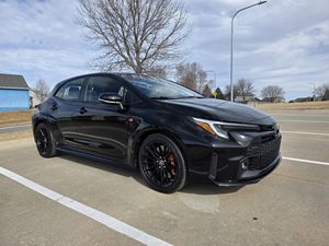 Toyota GR Corolla Core 2023, Motor Turboalimentado de 1.6 Litros y Tres Cilindros en Línea, Transmisión Manual de Seis Velocidades - Product Image 3