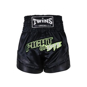 Venta al por mayor personalizado deportivo Muay Thai pantalones cortos Logotipos tela transpirable de alta calidad para los hombres de MMA Fitness Training Servicio OEM - Product Image 1