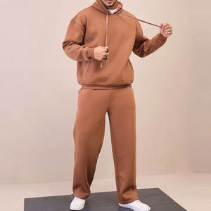 Último precio, chándal cómodo de peso pesado para hombre, ropa al aire libre, diseño de moda, su propio chándal estampado - Product Image 1