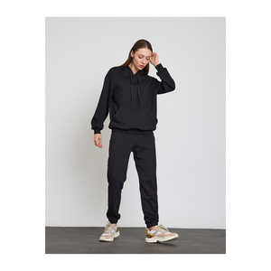 Casual Style Relaxed Fit Long Arm Hooded Sweatshirt Front Pockets Women Girls - Product Image 4