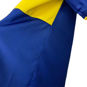 เสื้อฟุตบอลผ้าโพลีเอสเตอร์100% แบบแห้งเร็วเสื้อฟุตบอลระบายอากาศได้ดีเสื้อฟุตบอลแบบปรับแต่งโลโก้ได้ตามต้องการ - Product Image 4