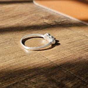 Anillo de plata de piedra lunar arcoíris de moda ligero para bodas fiestas aniversarios - Product Image 2