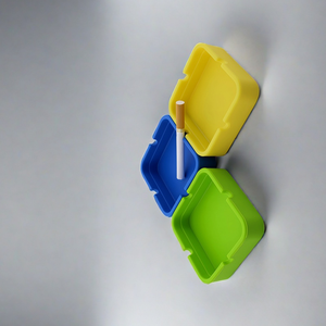 2025 Cenicero con logotipo personalizado Diseño de silicona cuadrado Bandeja rodante resistente a altas temperaturas en plástico, metal o material de madera - Product Image 3