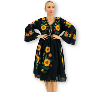 Robe bohème brodée de tournesols, col en V, longueur genou, manches longues, taille naturelle, tissu tissé écologique - Product Image 2