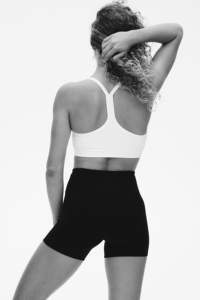 Soutien-gorge de sport rembourré et amovible pour femmes Yoga Gym avec bretelles réglables personnalisées sans couture - Product Image 6