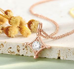 Pendentif en moissanite véritable en forme d'étoile, 2,00 carats, charme pointu, chaîne à maillons, collier en argent sterling 925, multicolore, tendance pour femmes - Product Image 3