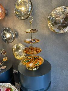 Soporte de Metal de 4 niveles chapado en oro para pastel, decoración de mesa de fiesta de lujo, soporte de exhibición de pastel de Metal - Product Image 4