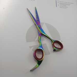 Tijeras de Peluquería de Acero Inoxidable con Recubrimiento de Titanio Arcoíris, Tijeras de Corte de Pelo con Cuchilla Afilada para Uso en Salones de Belleza - Product Image 5
