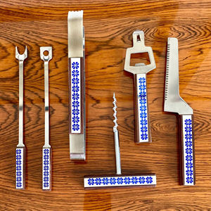 ชุดเครื่องมือบาร์ค็อกเทลดีไซน์สีน้ำเงินระดับพรีเมียม สำหรับงานเลี้ยงของขวัญสุดหรู งานแต่งงาน บาร์ในบ้าน และการใช้งานในธุรกิจโรงแรม ขายส่งจากอินเดีย - Product Image 1